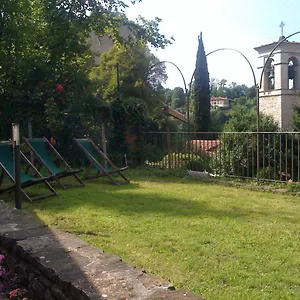 Entro Le Mura Nocleg ze śniadaniem